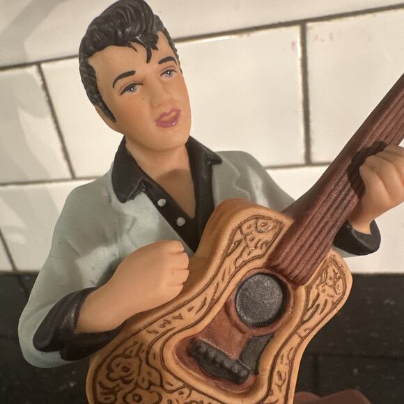 Elvis Presley Avon Porcelain Figurine 7" Tall Guitar Memphis 1987 With Box - Picture 11 of 13